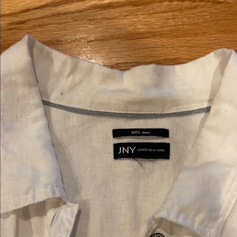 Classic White Linen Jacket - Picture 3 of 4
